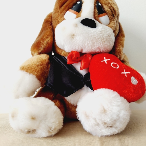 Vintage Collectible Sad Sam Plush Puppy Holding Heart George Valentino - Picture 10 of 11